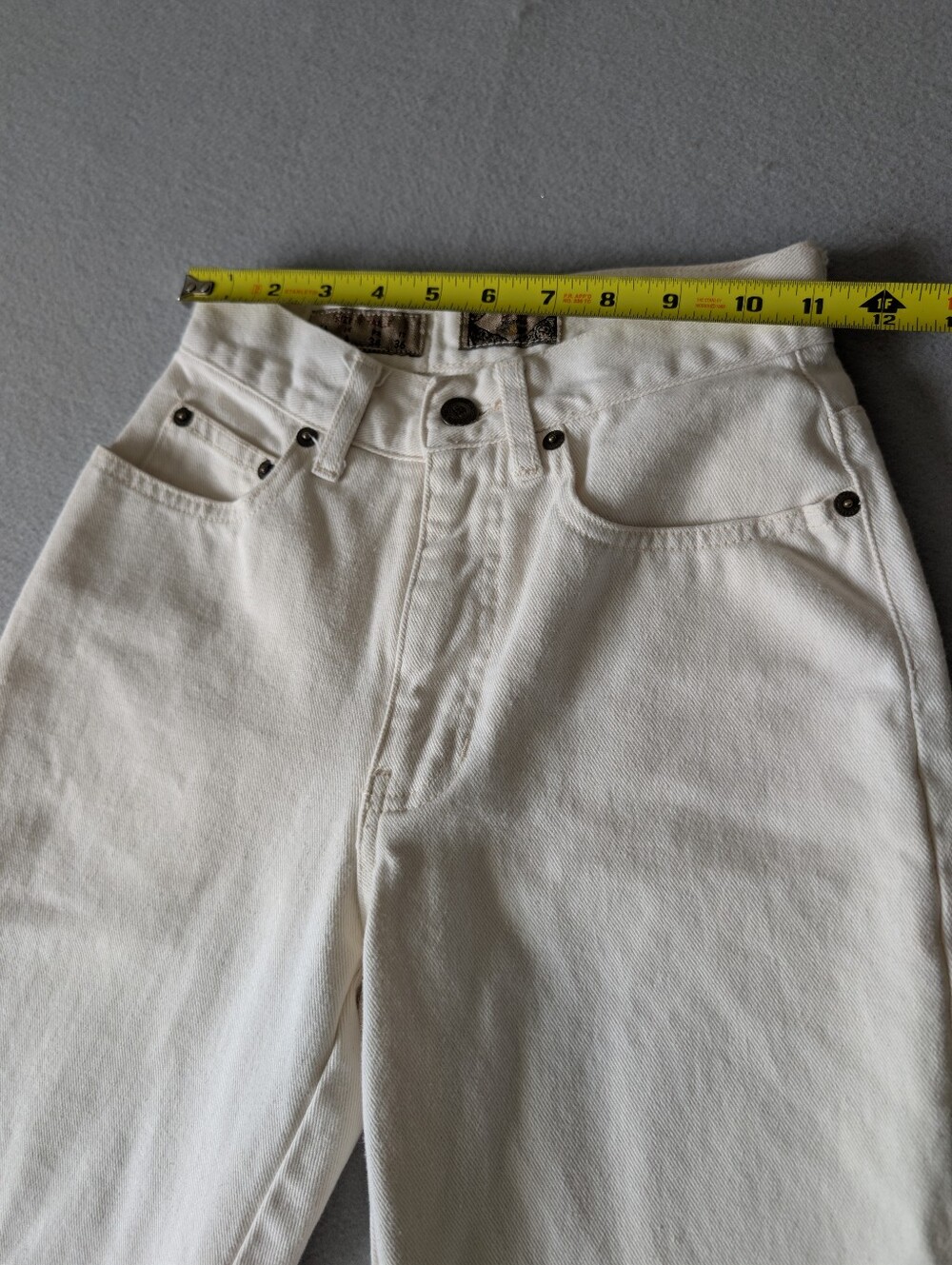 Vintage 90s Express No. 4 Jeans Cream White Slim Mom Jeans Sz 1/2 High Rise USA image 9